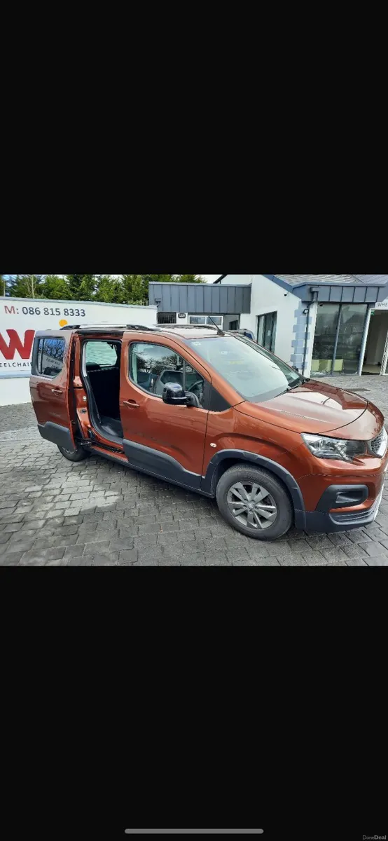 Wheelchair Accessible Peugeot Rifter 2022 - Image 2