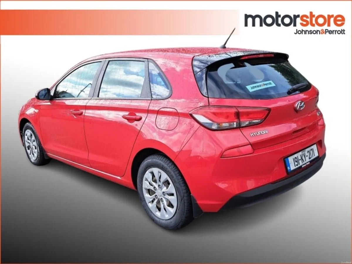 Hyundai i30 Diesel Classic - Image 2