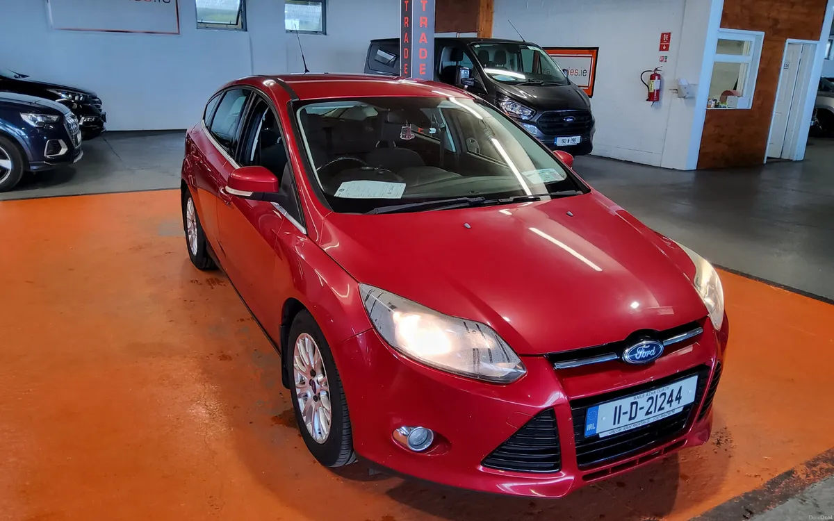 Ford Focus 2011 - Image 1