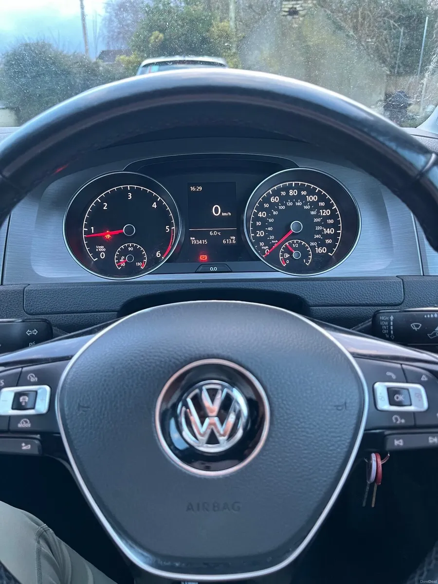 Volkswagen Golf 2014 - Image 4