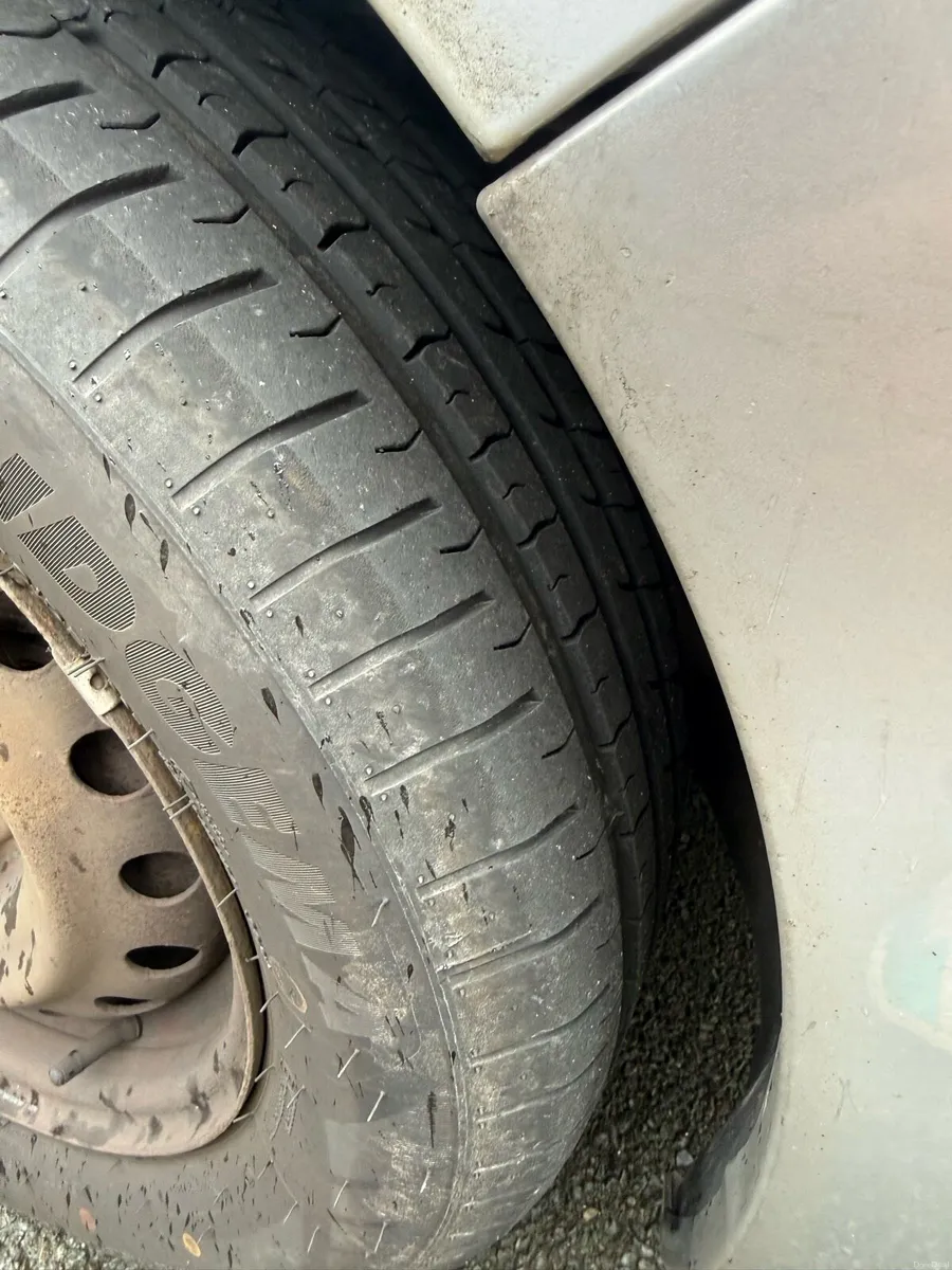 Nissan tiida 2008 1.6 automatic - Image 4