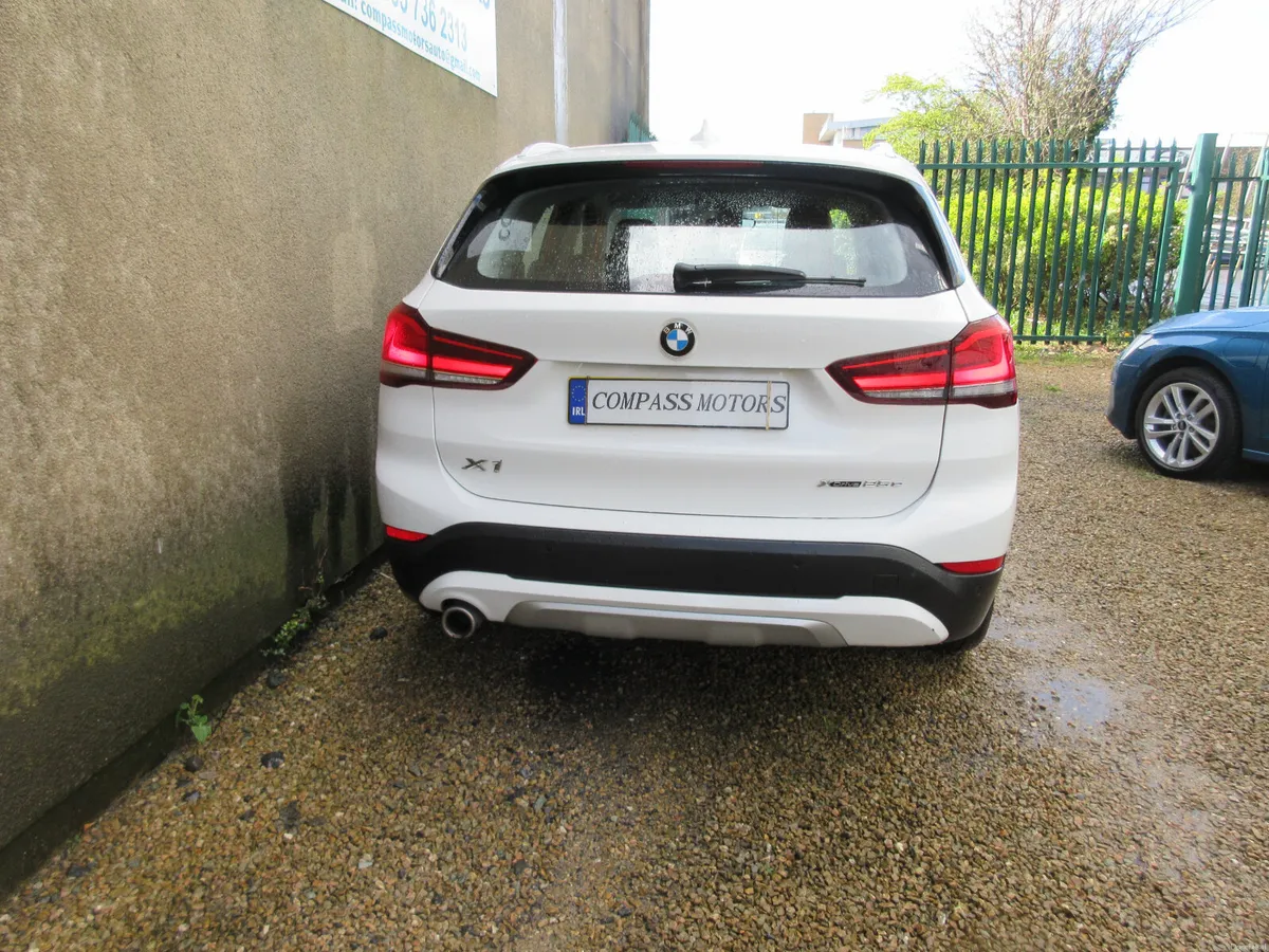 BMW X1 1.5 HYBRID 4X4 AUTOMATIC - Image 5