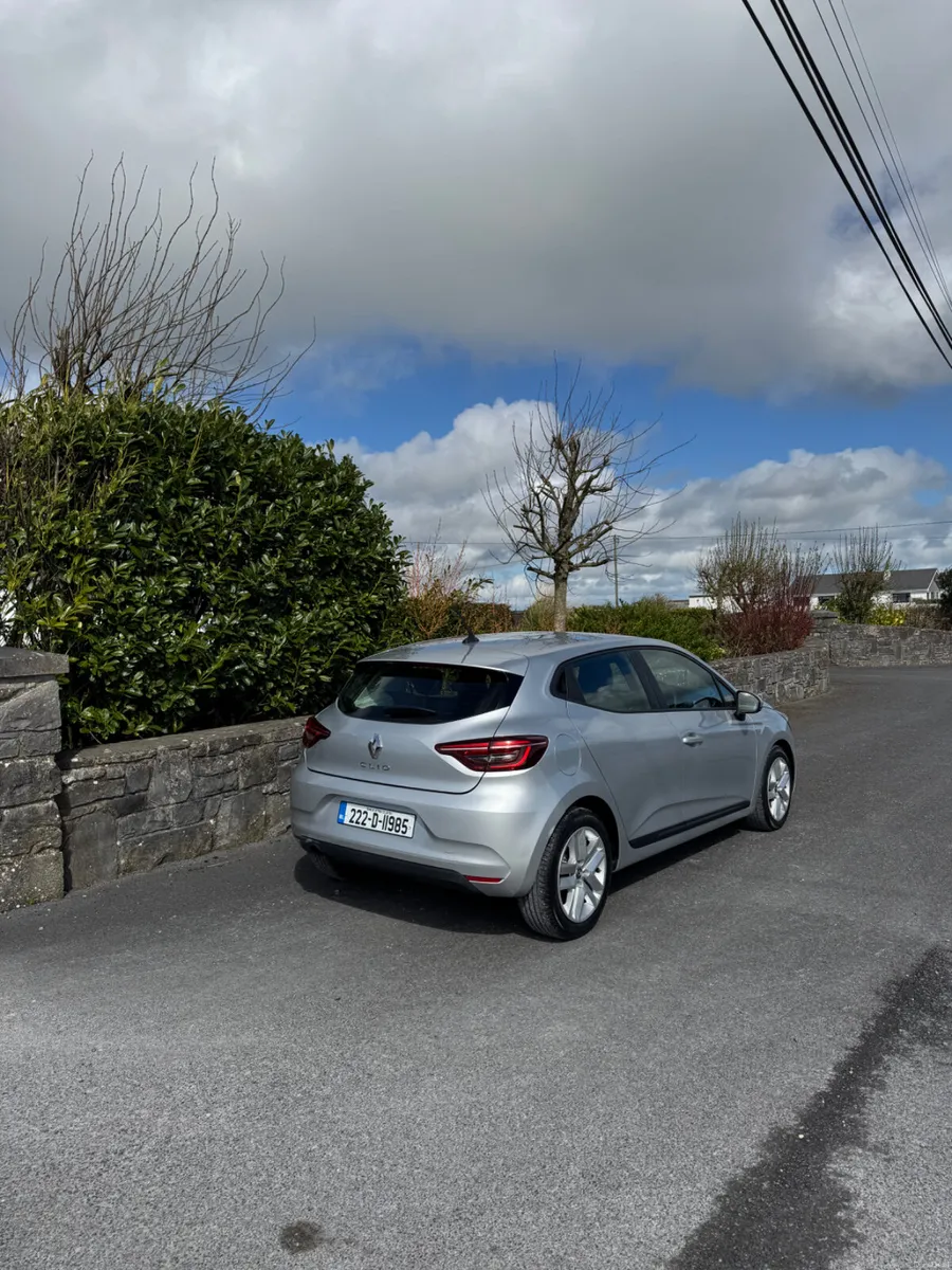 Renault Clio 2022 - Image 3