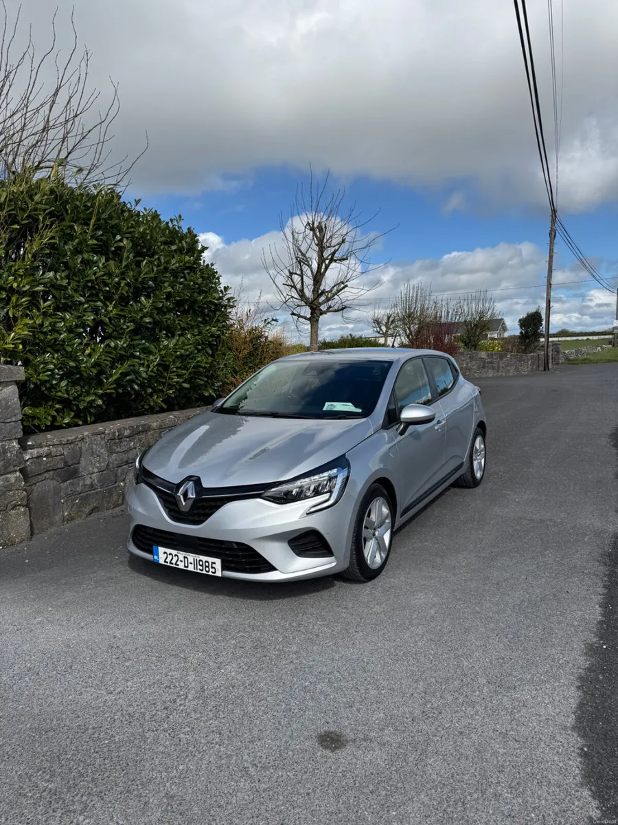 Renault Clio 2022 - Image 4
