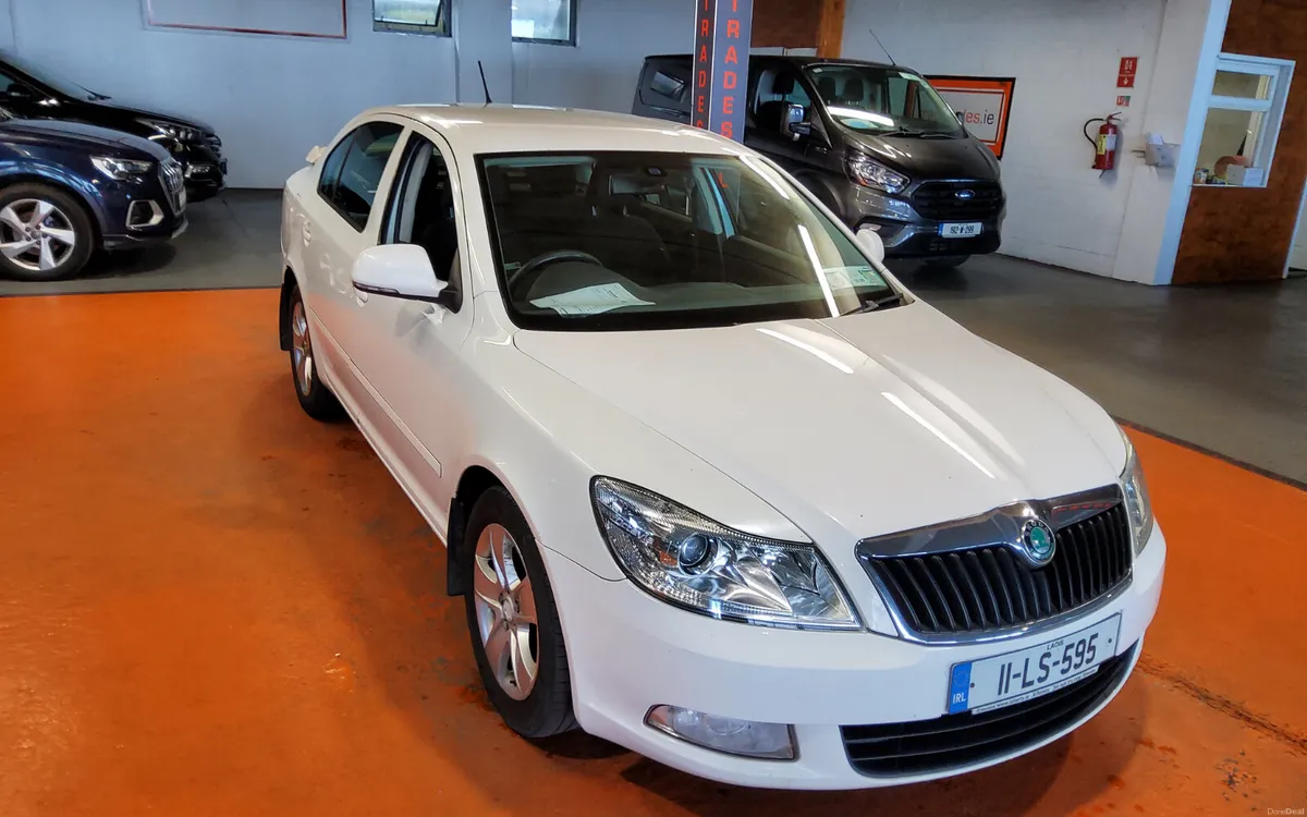 Skoda Octavia 2011 - Image 1