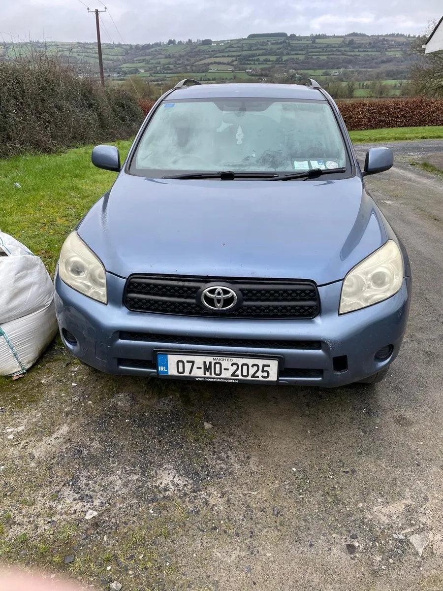 Toyota RAV4 2007 - Image 1