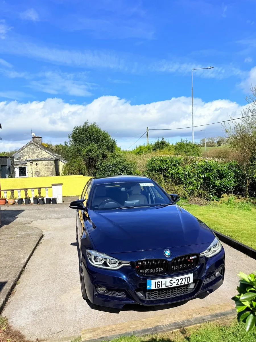BMW 330e M Sport | CarPlay | New Tyres - Image 3
