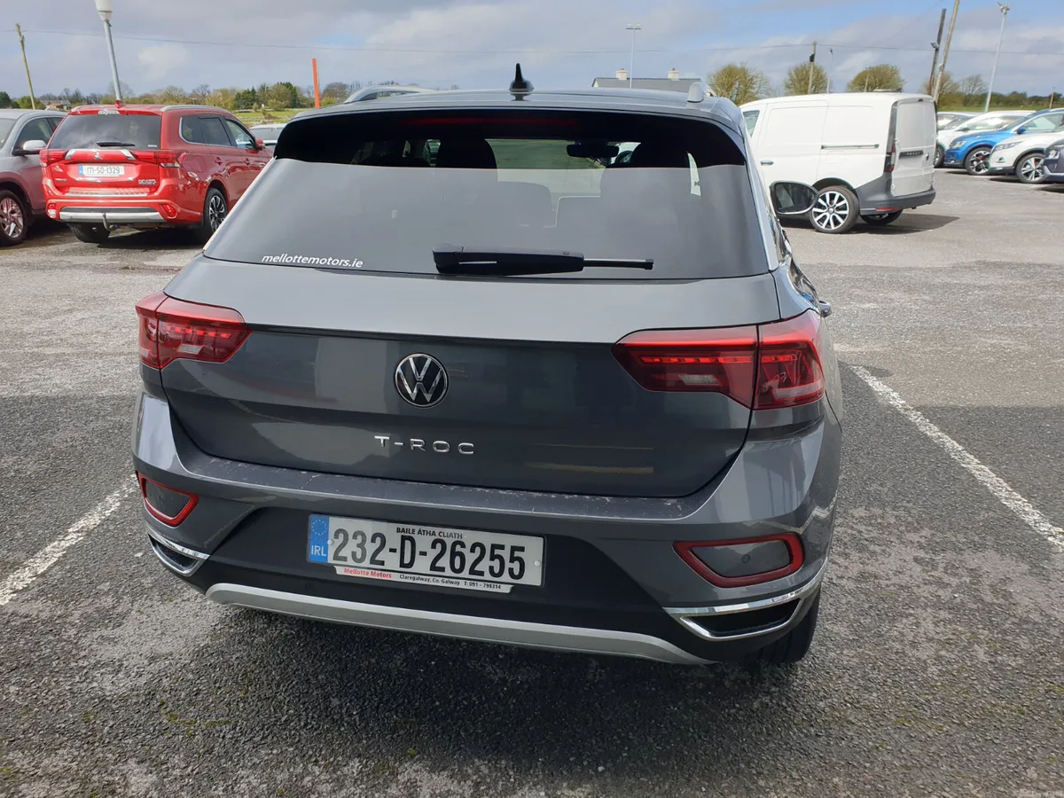 Volkswagen T-Roc 1.5TSI STYLE AUTO - Image 5