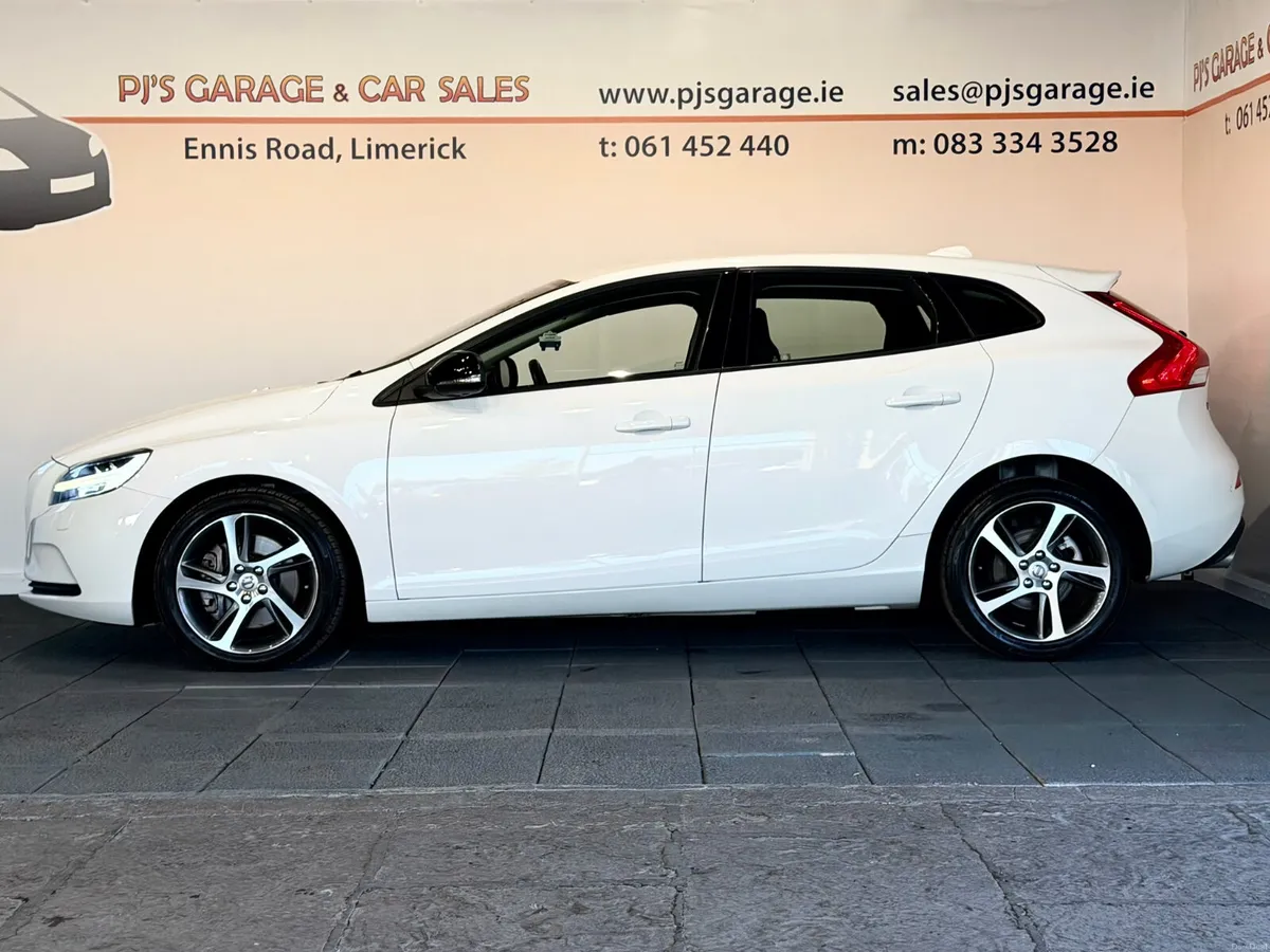 Volvo V40, 2018 - 1 Year Warranty/New NCT - Image 4