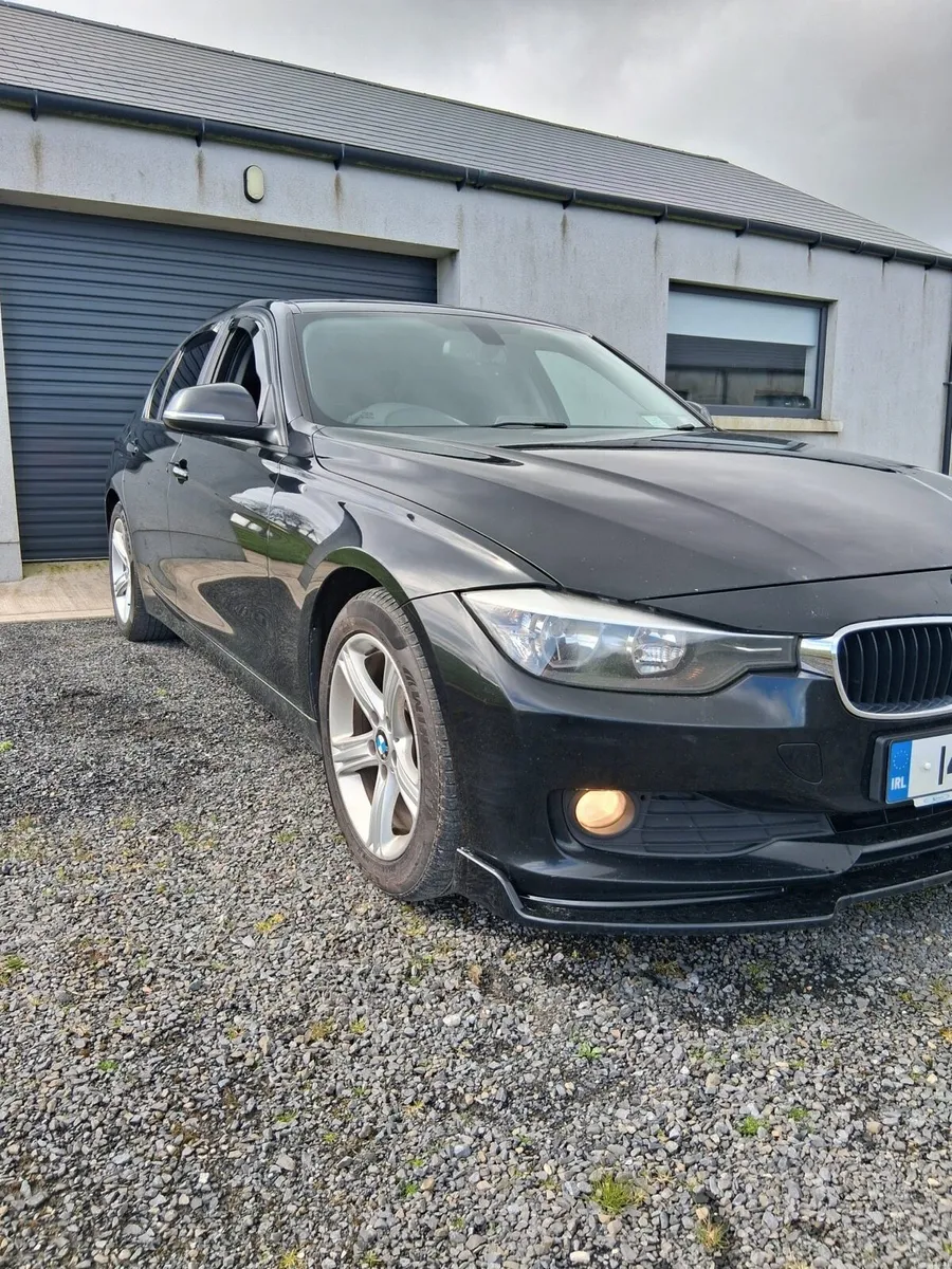 2014 BMW 3 Series - Image 4