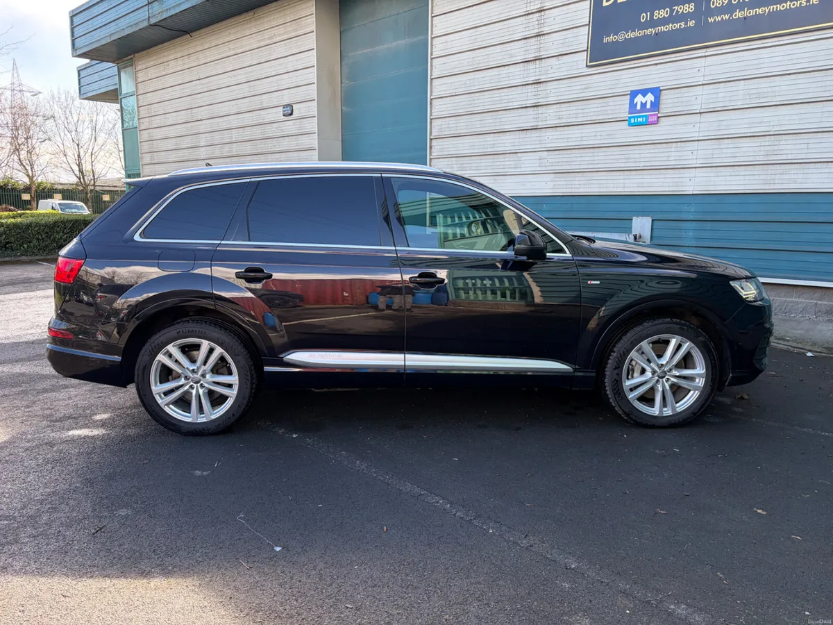 181 Audi Q7 N1 2 Seat Commercial Van - Image 4