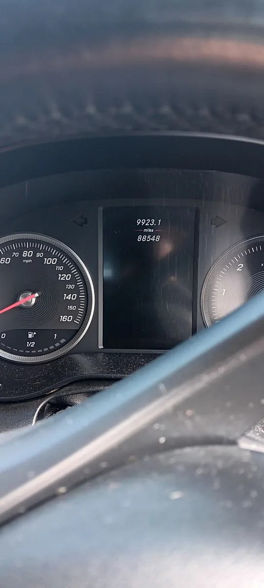 Mercedes-Benz C-Class 2016 - Image 3