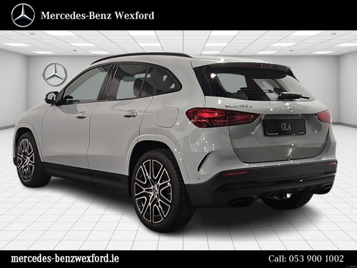 Mercedes-Benz GLA 180D AMG - Special Edition - Image 4