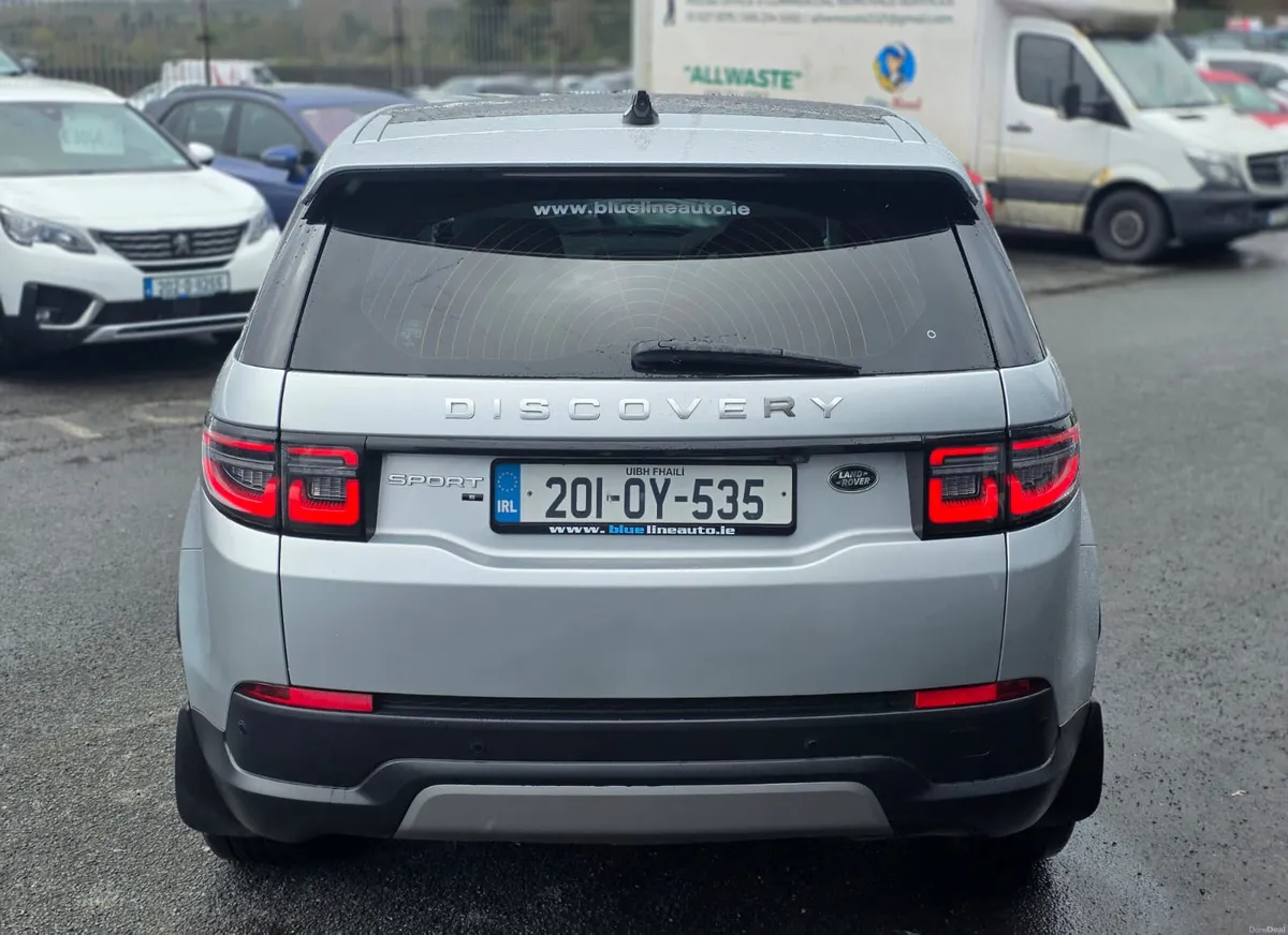 Land Rover Discovery Sport Auto 2.0 Diesel (201) - Image 4
