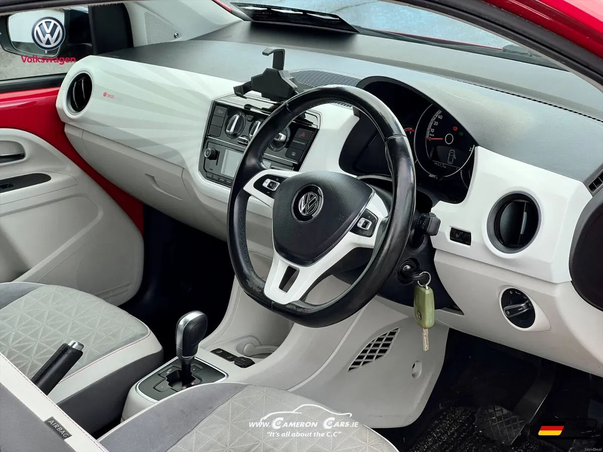 VW UP! BEATS AUDIO AUTOMATIC COUPE! STUNNING - Image 6