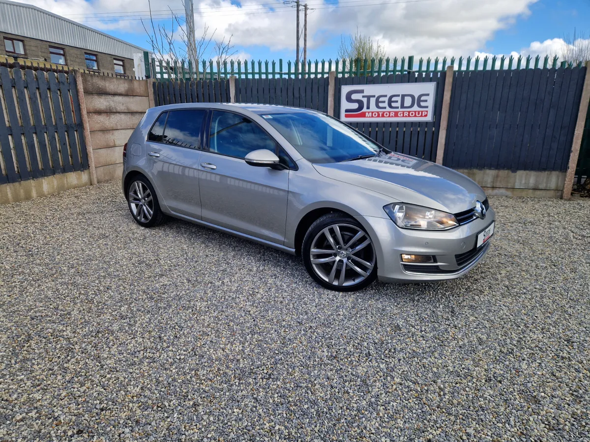 2017 Volkswagen Golf 1.6d Highline 5dr - Image 4