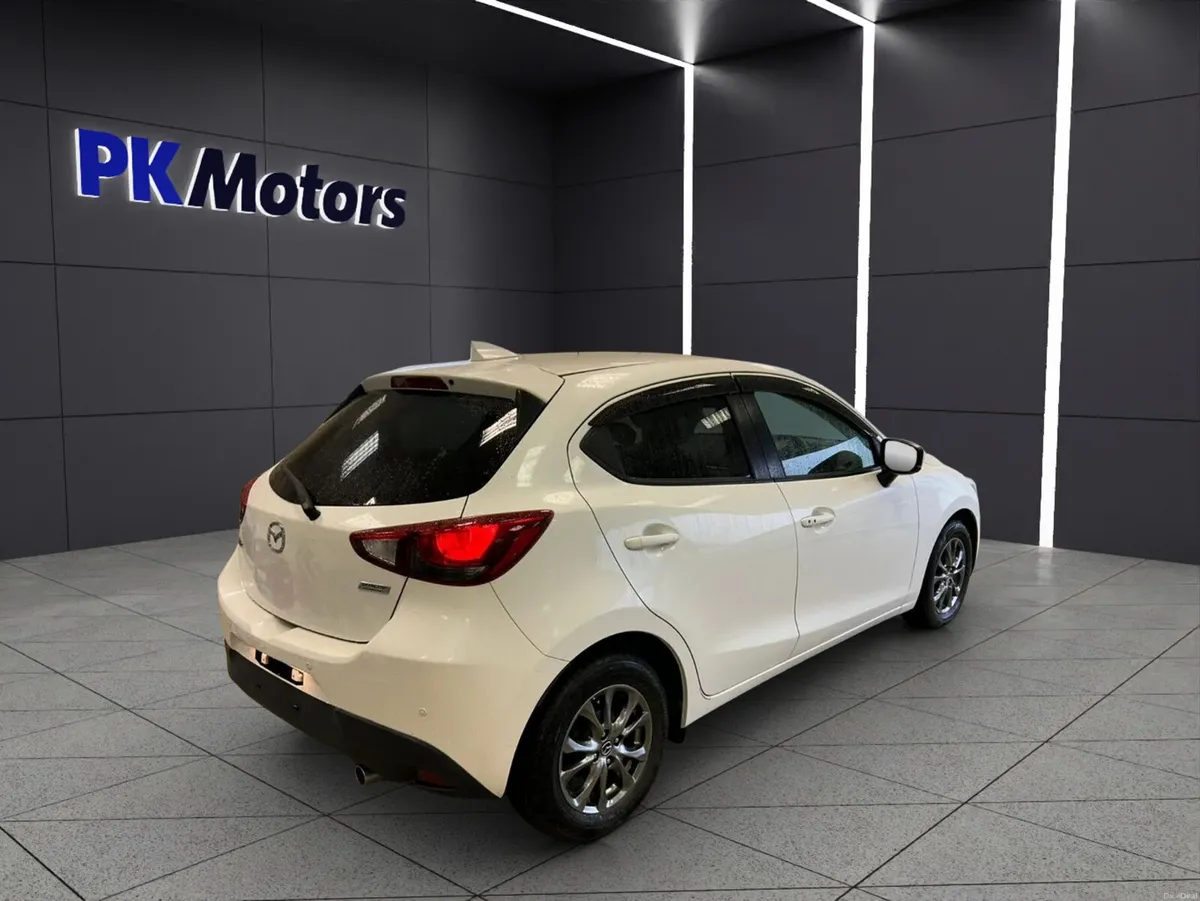 Mazda Demio 2017 - Image 4