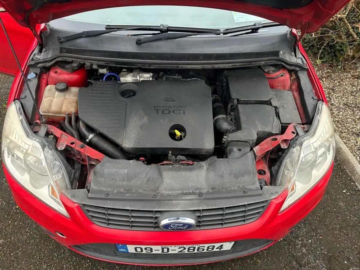 2009 Ford Focus - Image 4