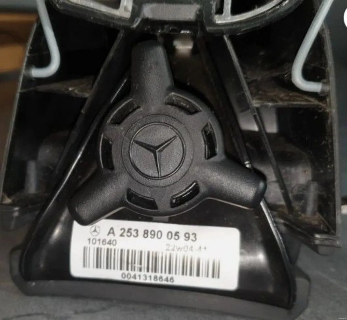 Mercedes-Benz GLC 2016 - Image 3