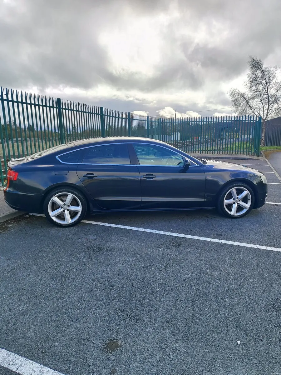 Audi A5 sportsback - Image 2