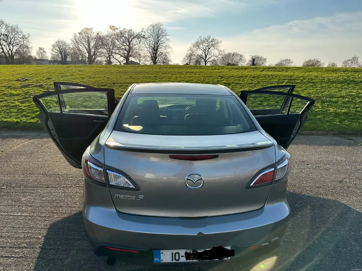 Mazda3 2010 - Image 1