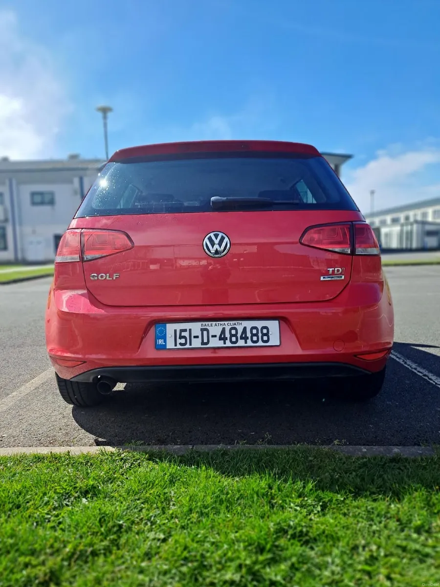 2015 Volkswagen Golf - Image 3