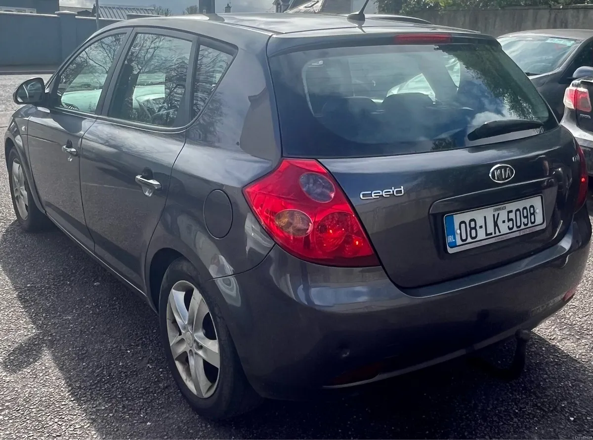 08 Kia Ceed - Image 4