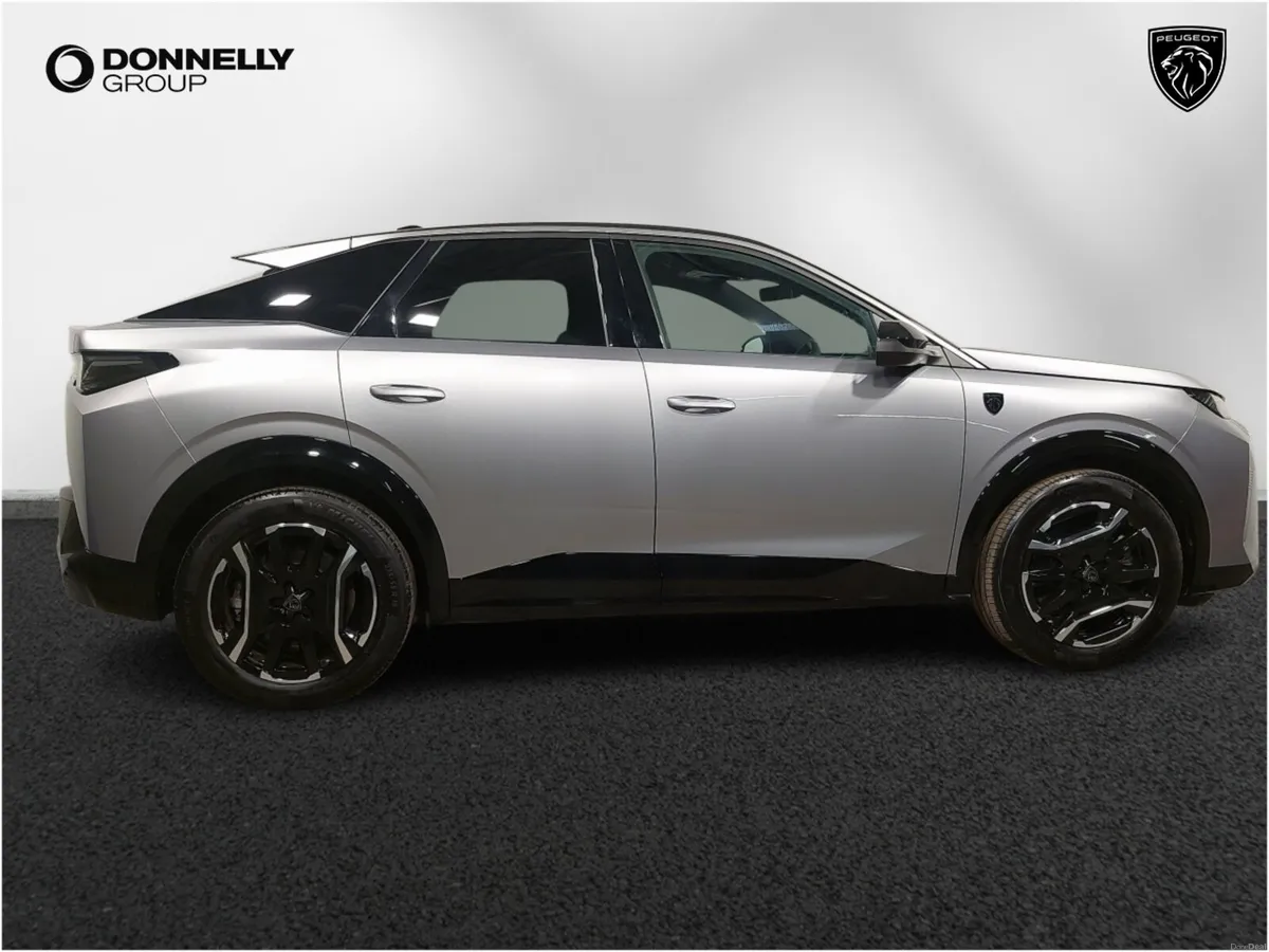 Peugeot 3008 E- Electric Estate GT - Image 3