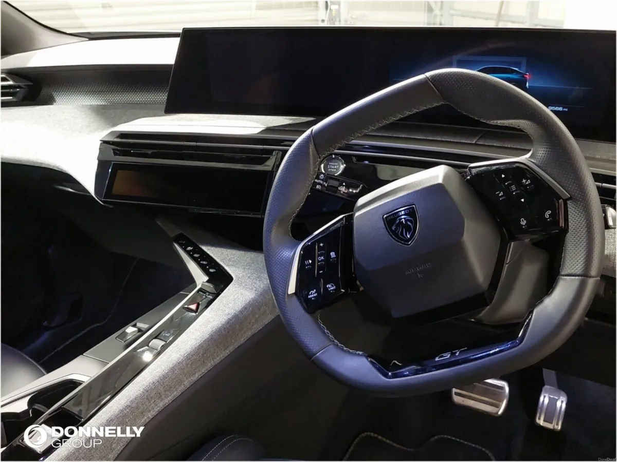 Peugeot 3008 E- Electric Estate GT - Image 4