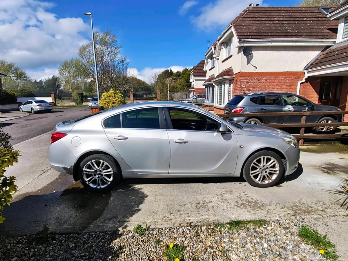 Vauxhall Insignia - Image 1