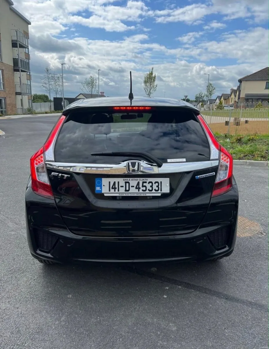 Honda Fit Hybrid Automatic 2014 - Image 3