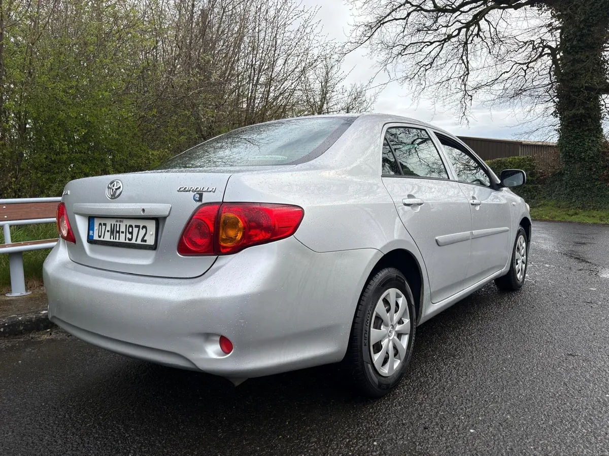 2007 Toyota Corolla - Image 3