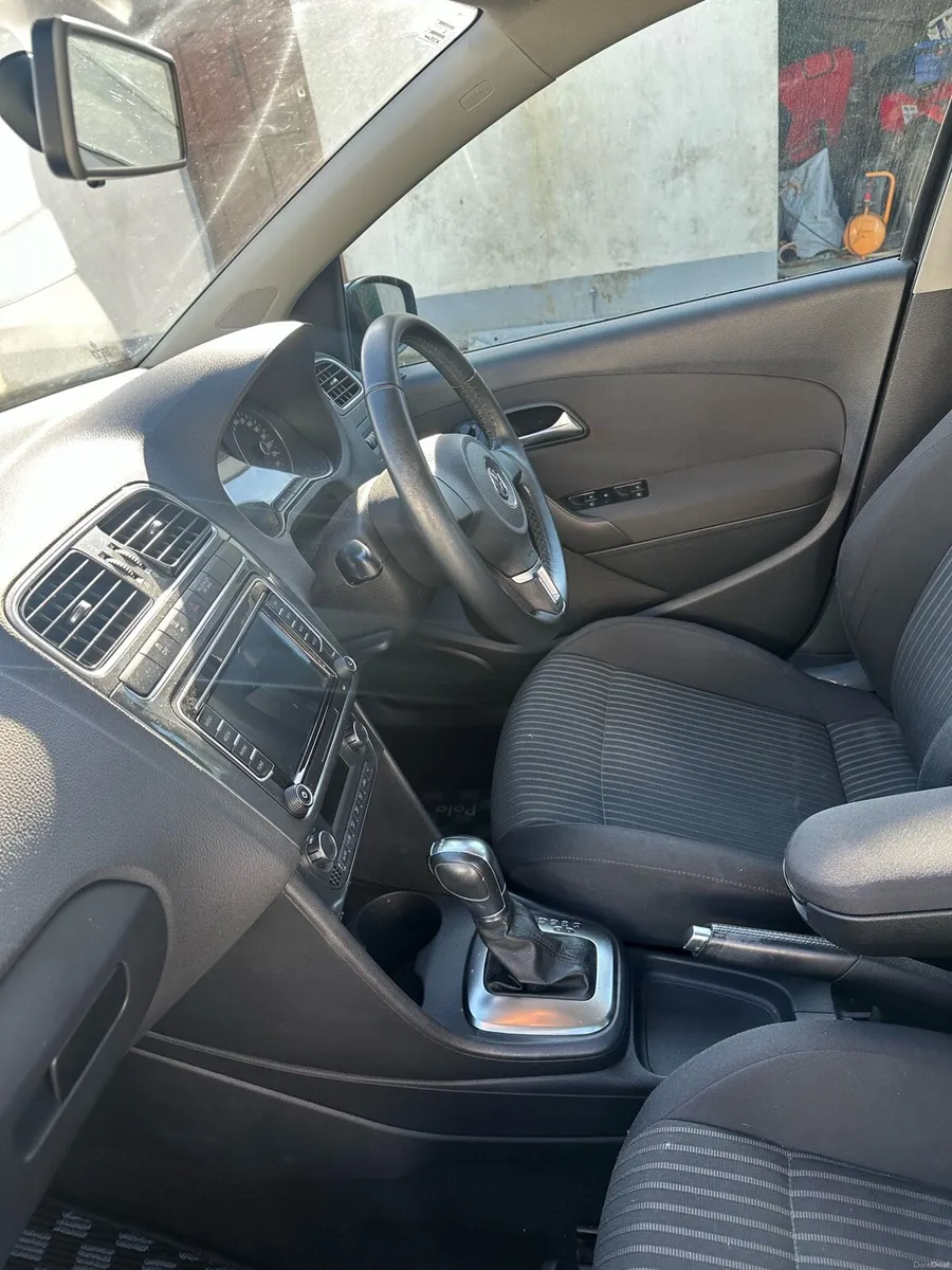 Black Volkswagen polo - Image 3