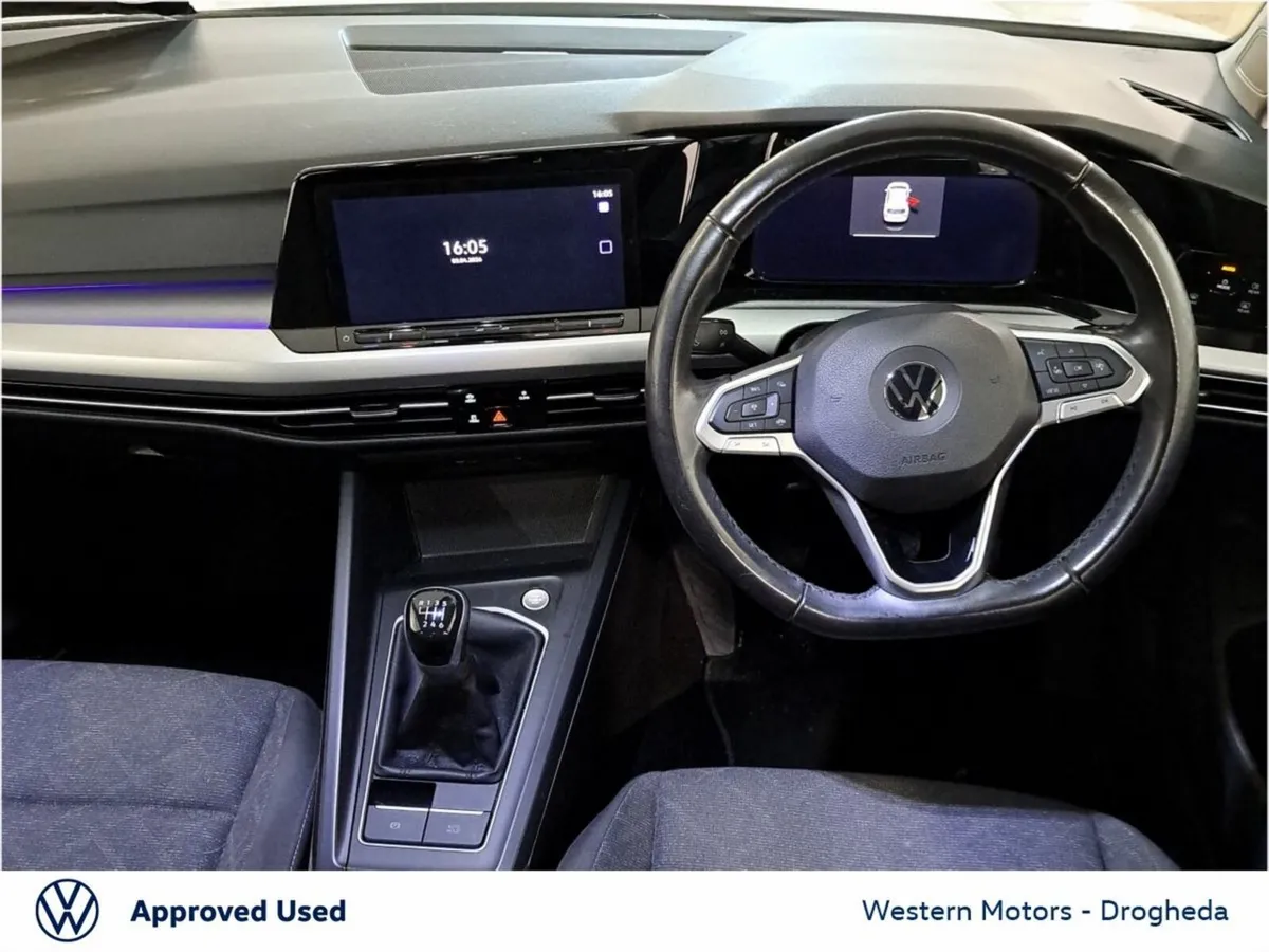Volkswagen Golf 2.0 TDI 115HP Style DSG - Image 3