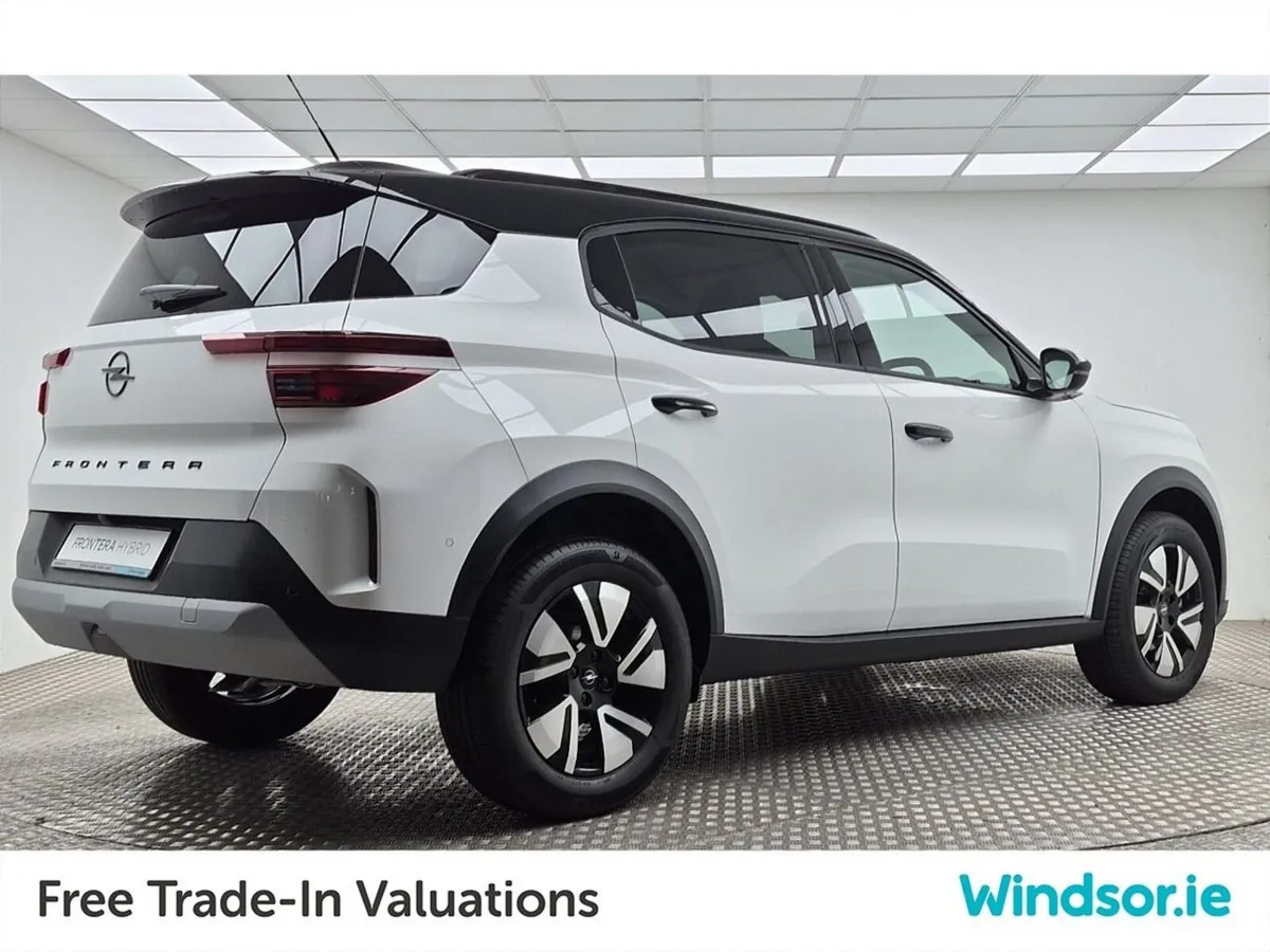 Opel Frontera GS Hybrid 1.2 110 Hp - Image 3