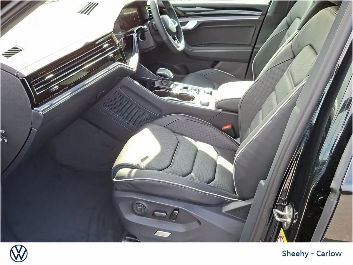 Volkswagen Touareg 3.0TDi R-Line Final Edition 2 S - Image 4