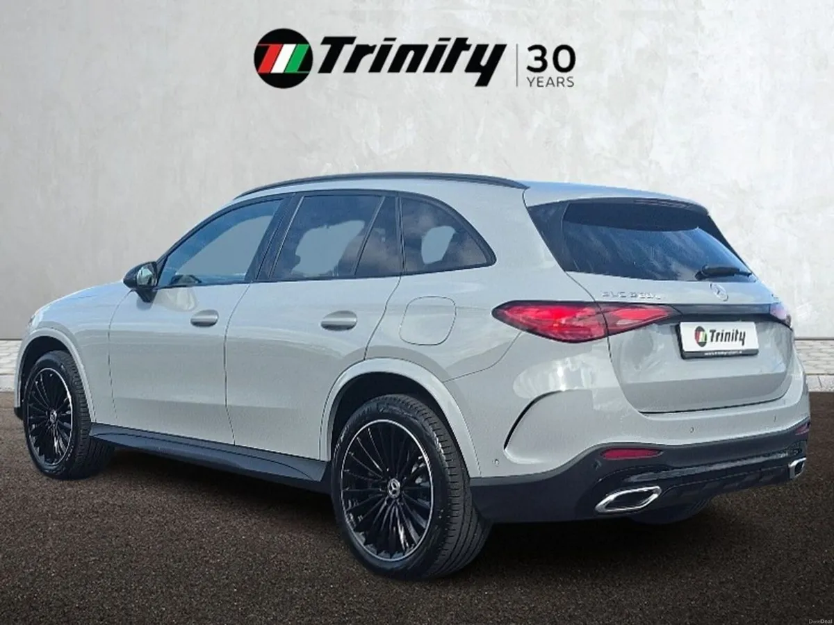 Mercedes-Benz 300 ** GLC 300e AMG URBAN EDTION ** - Image 3