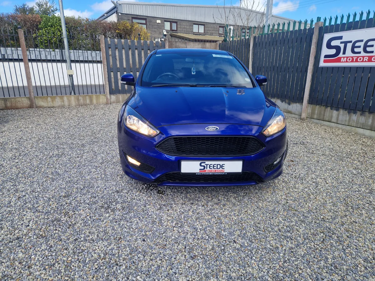 2017 Ford Focus 1.5d ST-Line 5dr - Image 4