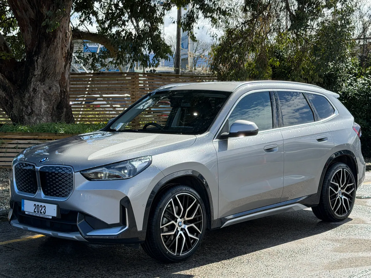 2023 BMW iX1..X-LINE..2 keys - Image 2