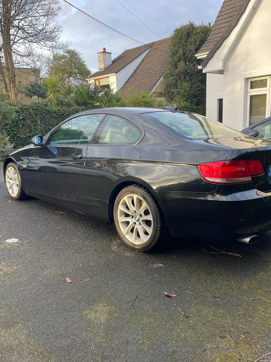 BMW 320i e92 manual 2008 - Image 3