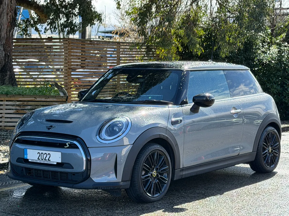Mini Electric 2022..LEVEL 2 SPEC..2 KEYS - Image 1