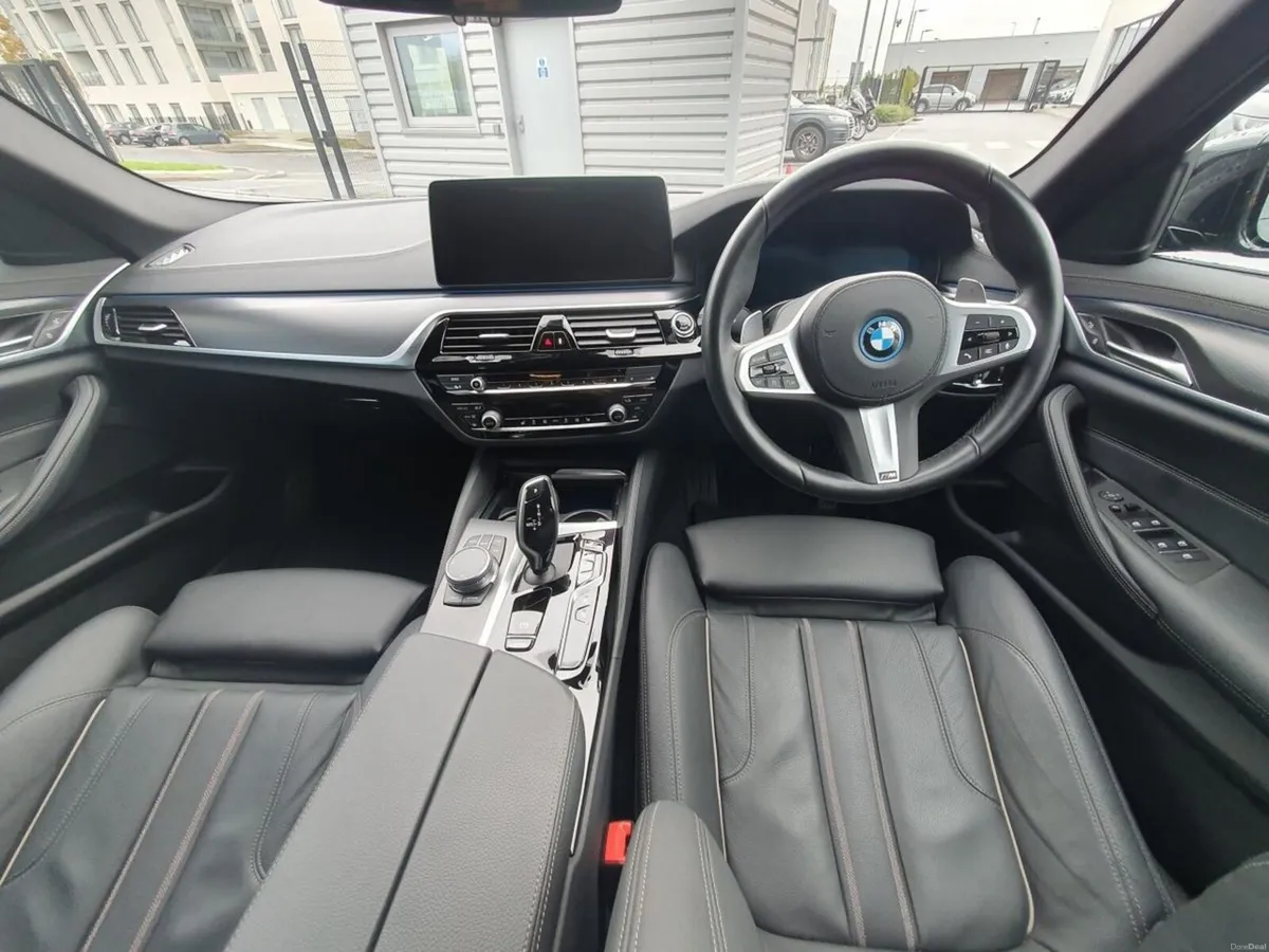 BMW 5-Series 530e M Sport Touring - Image 4