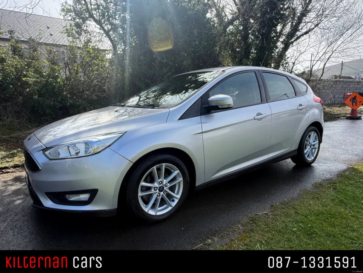Ford Focus STYLE 1.6 TDCI 95PS 5DR 4DR - Image 4