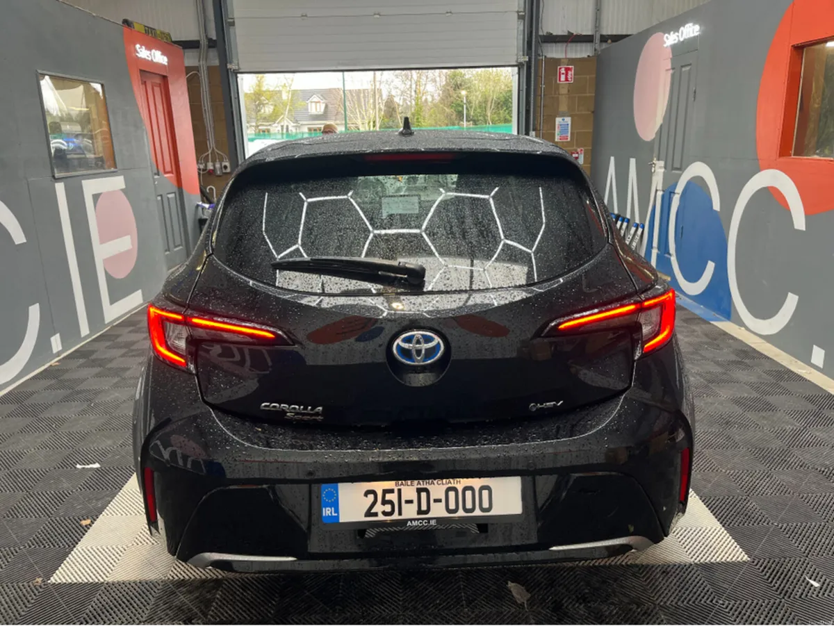 Toyota Corolla 2025 TOYOTA COROLLA SPORT HYBRID GZ - Image 3