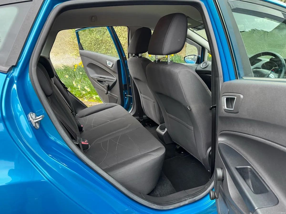 Ford Fiesta Zetec 1.5 - Image 4