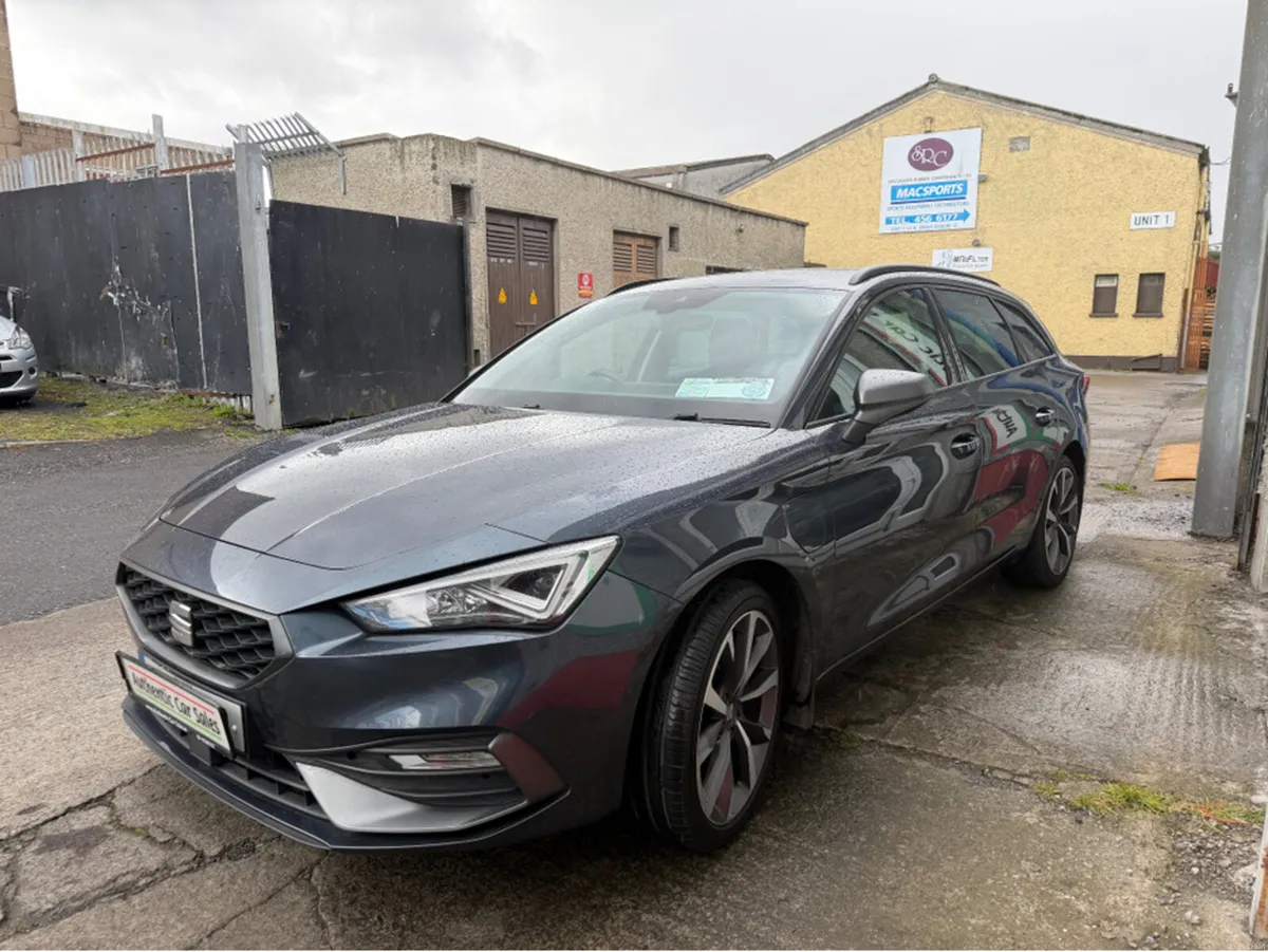 SEAT Leon SPORTSTOUR SP E-HYBRID 204BHP DSG FR 5DR - Image 4