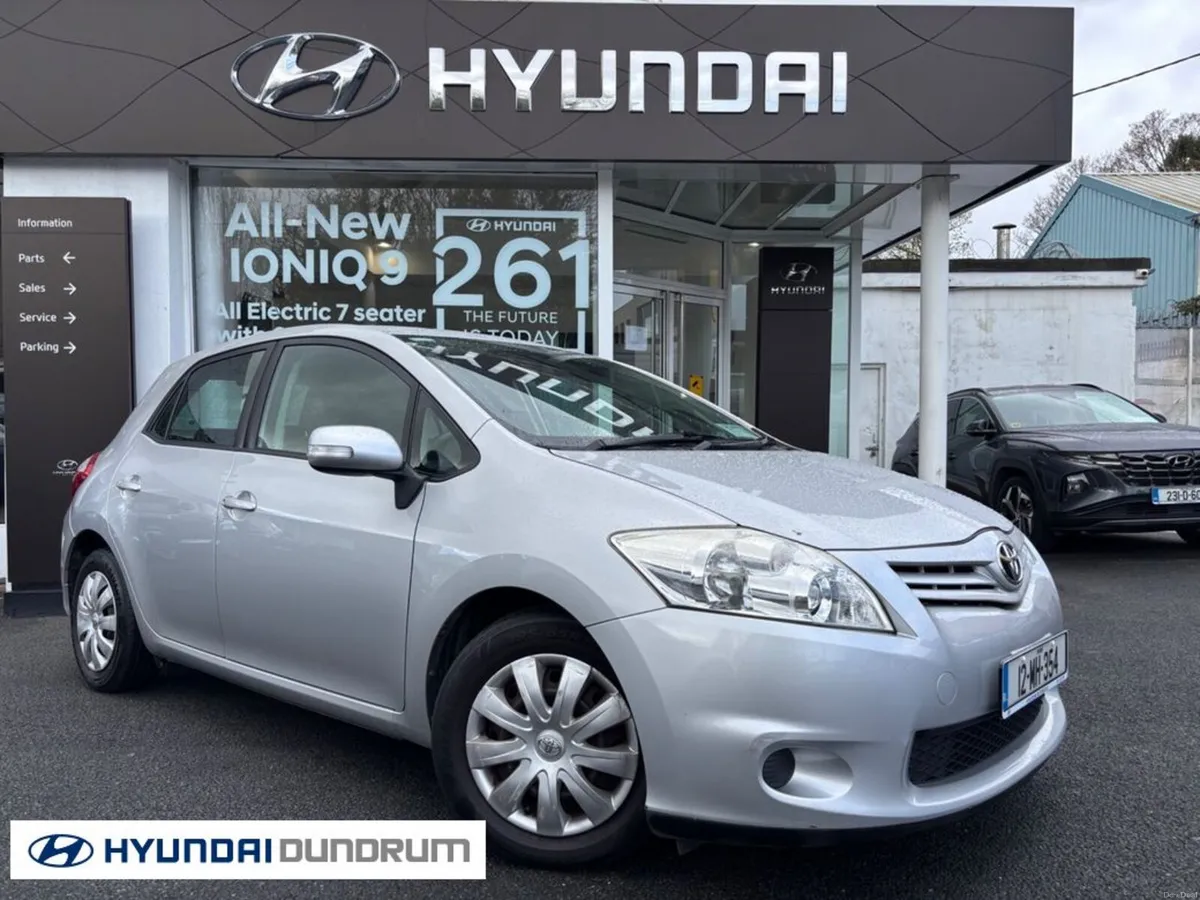 Toyota Auris MC 1.4D4D Terra 5DR - Image 1