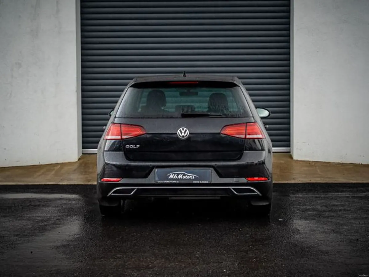 Volkswagen Golf 1.6 TDI GT 5DR - Image 4