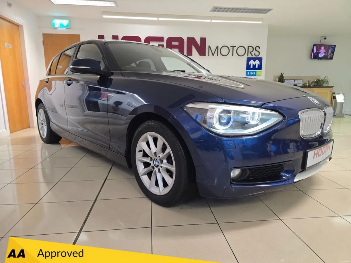 BMW 1-Series 116 SE 5DR Automatic - Image 1