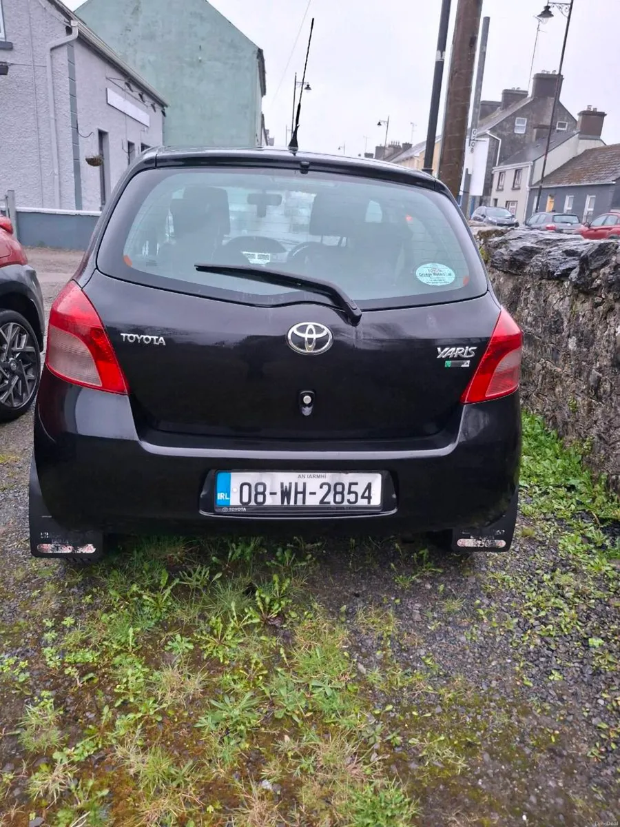 Toyota Yaris 2008 - Image 1